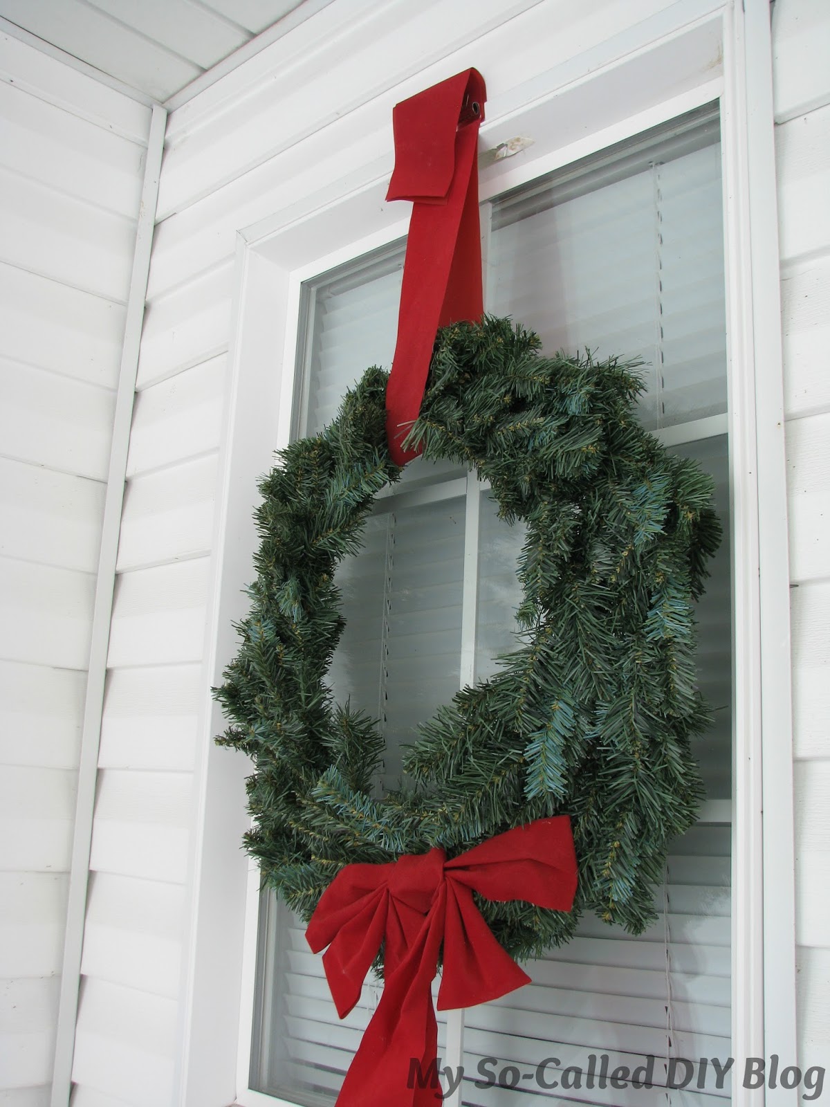 My SoCalled DIY Blog Hanging Wreaths From Metal Frame Windows