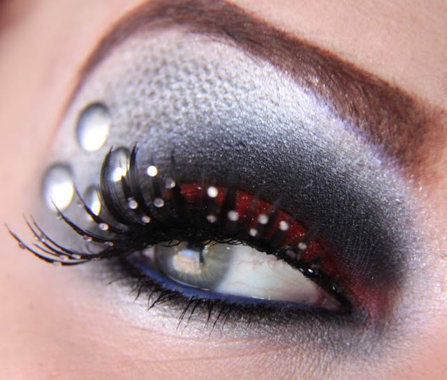 NEW YEAR'S EVE || RIOT  Thor+eye+make+up