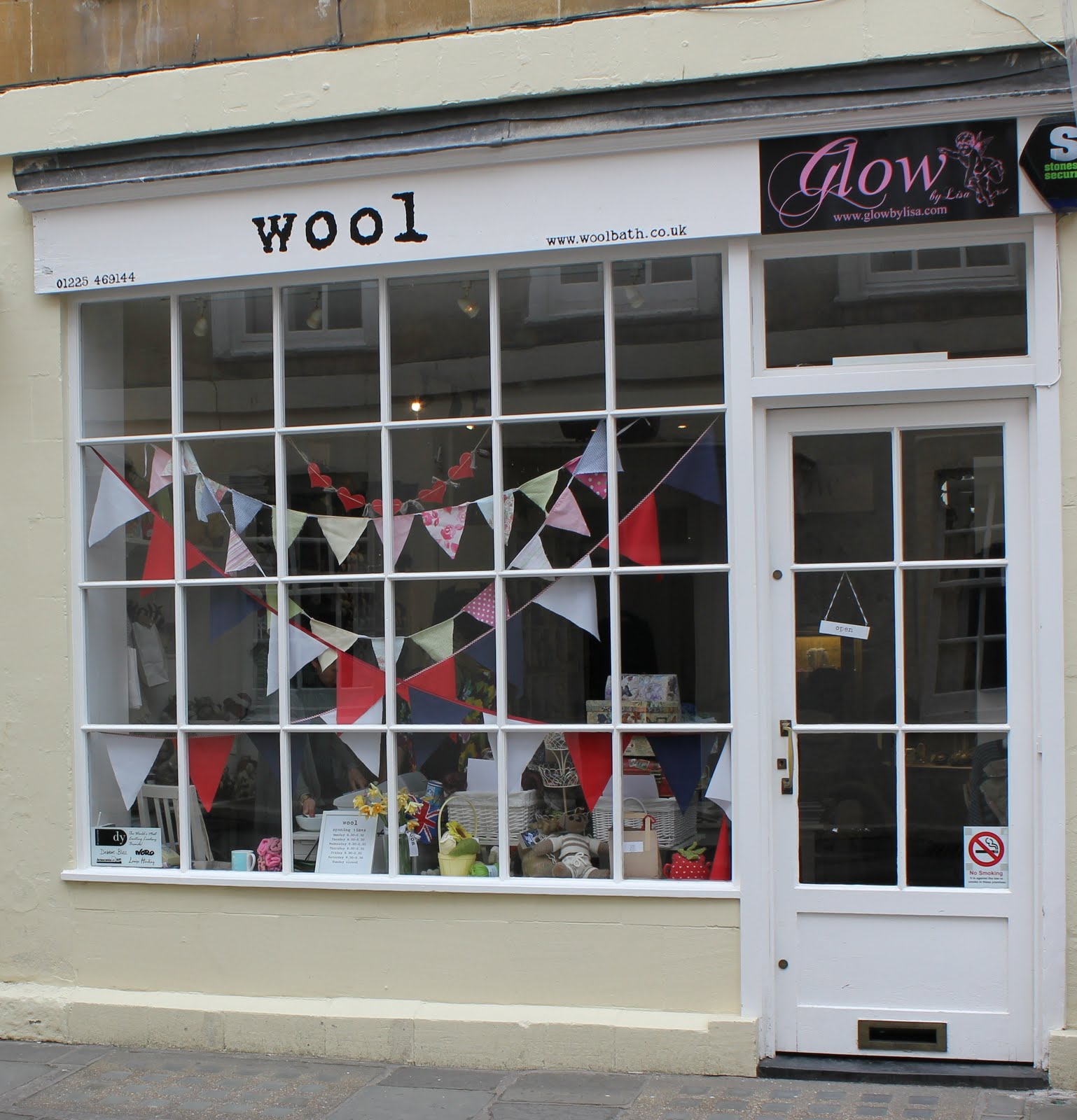 The Flitter Knitter British Wool