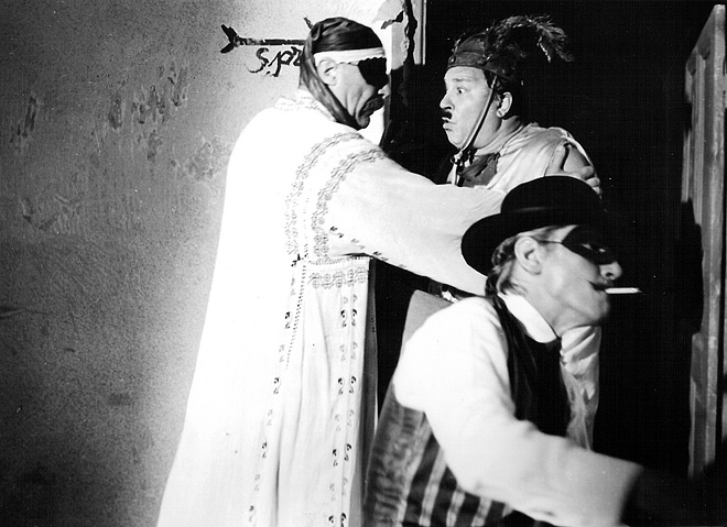 Carnival Scenes (De Ce Trag