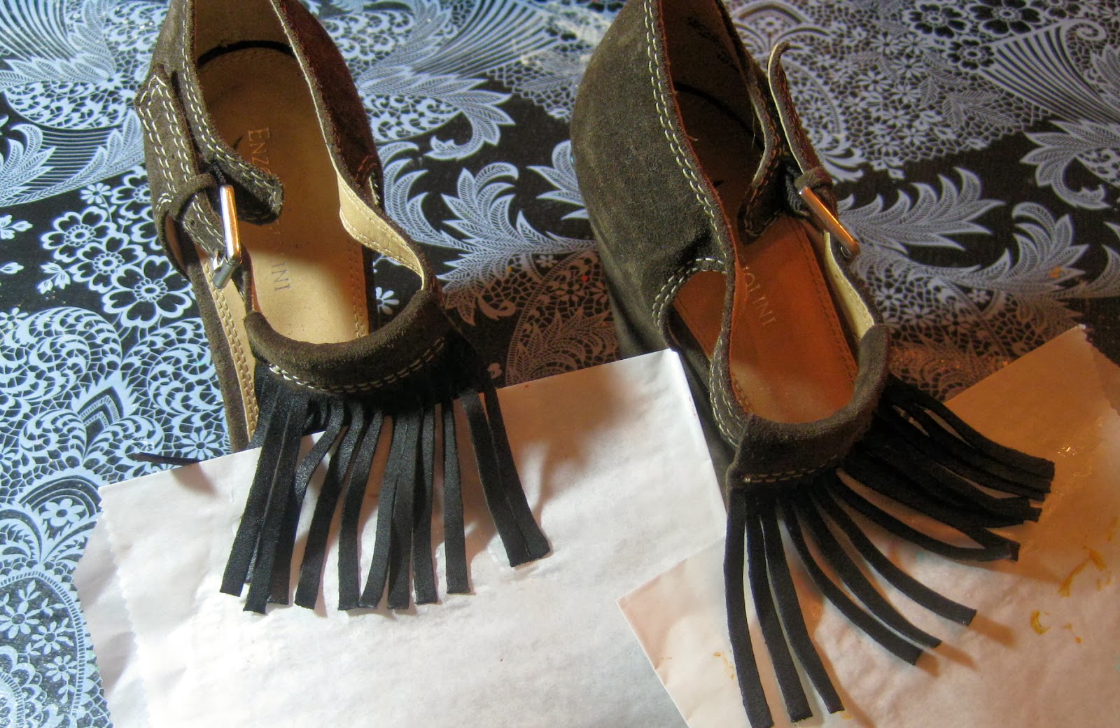 Cassie Stephens DIY Gold Leaf Fringe Shoes