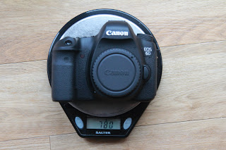 Canon 6D weighs in at 780g