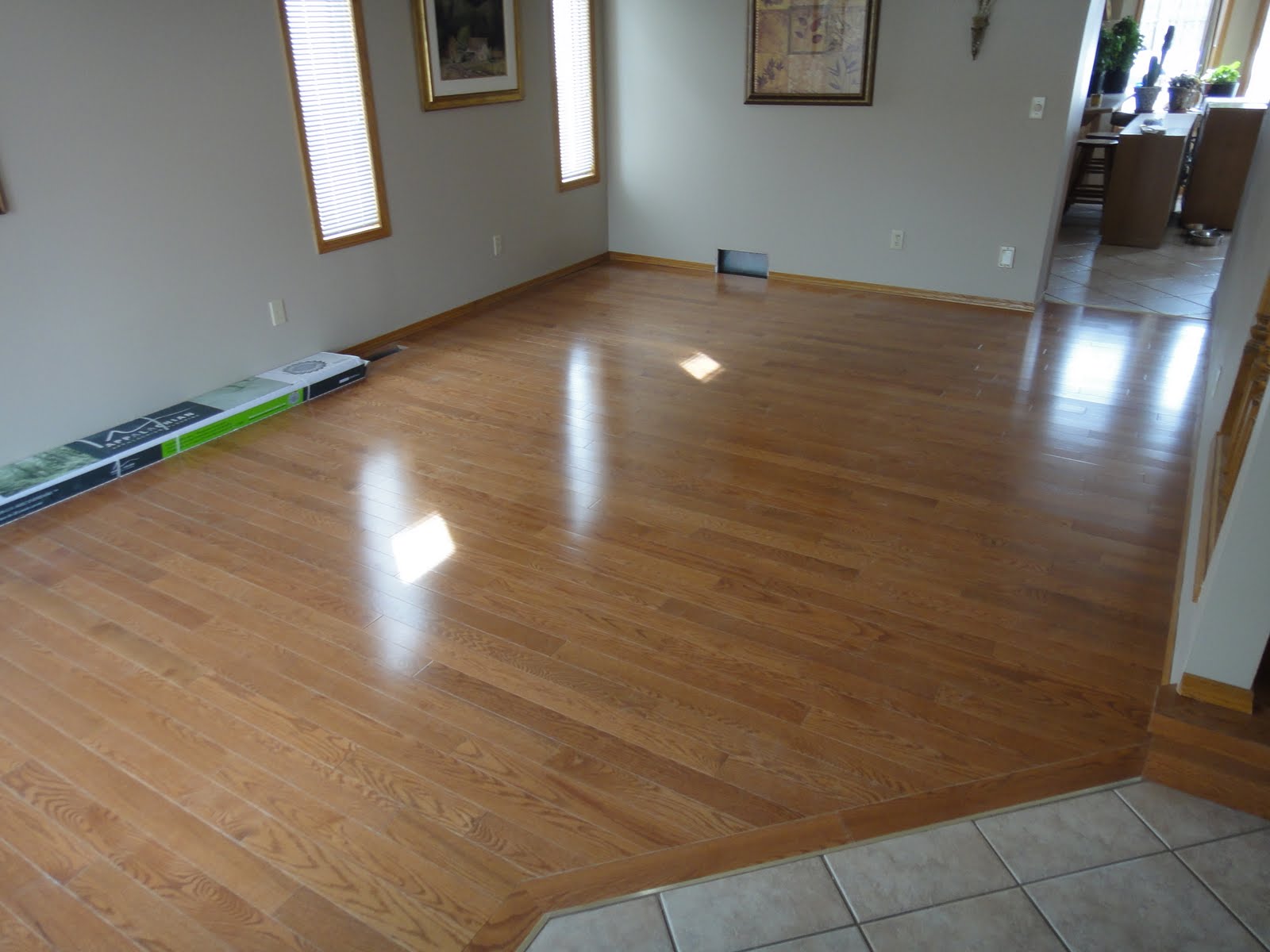 Hardwood Solutions Lethbridge 3 1/4" Honey stained Red Oak