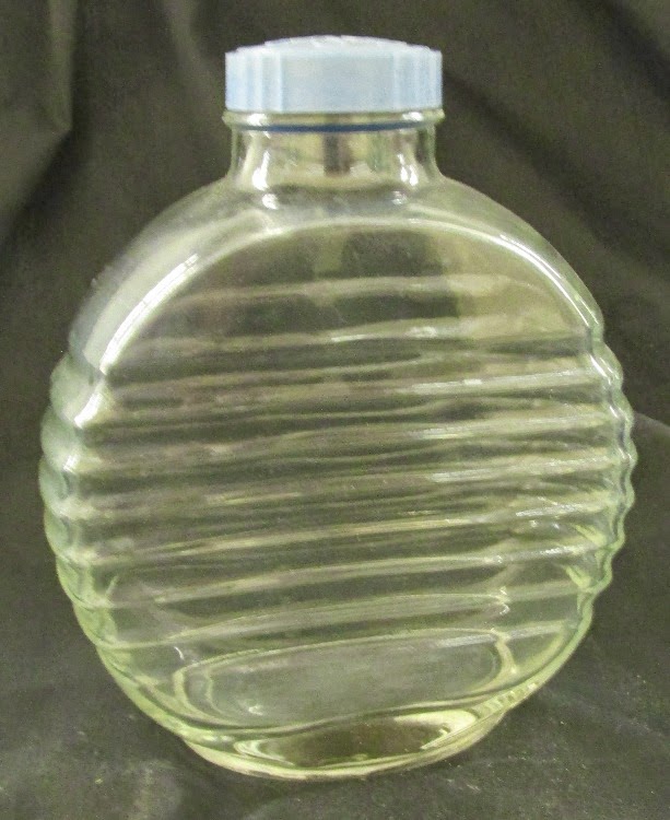 13909 Antiques Vintage GE Refrigerator Bottle with Rare Lid!