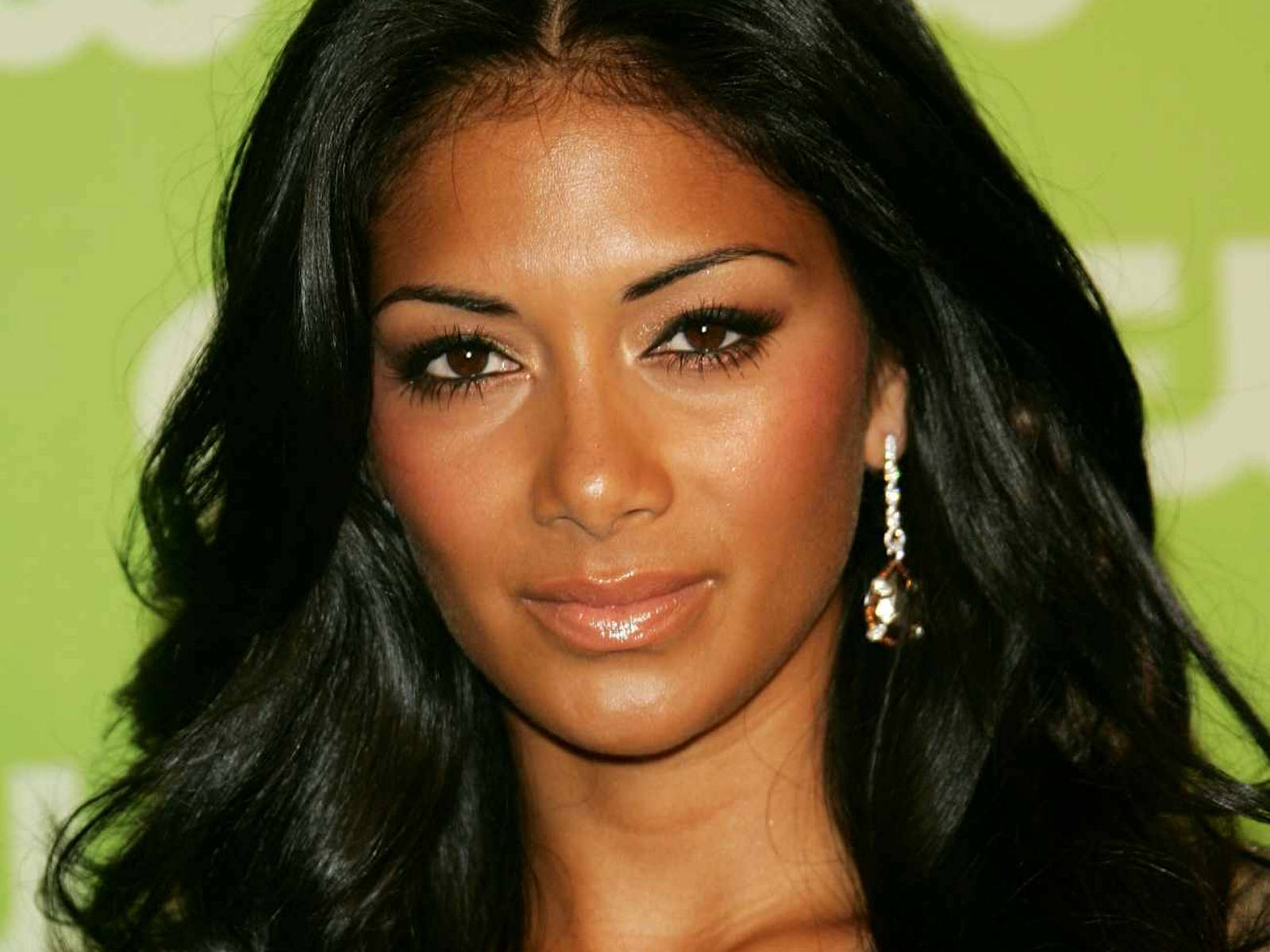 Fox Trending Now: Nico... Nicole Scherzinger Facebook