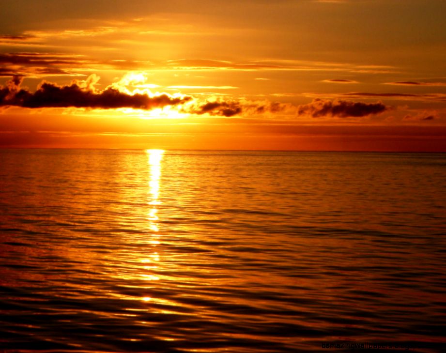 Beautiful Ocean Sunset  Beautiful Ocean sunset moment  Flickr Beautiful Ocean Sunset  Beautiful Ocean sunset moment  Flickr