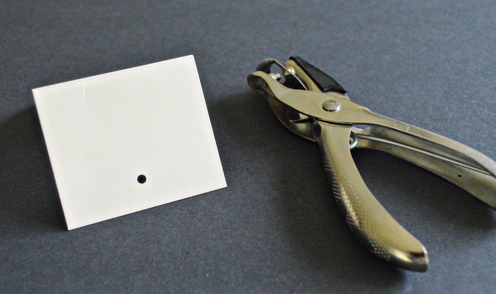 Maize Hutton How To Make Hang Tag Notebooks DIY