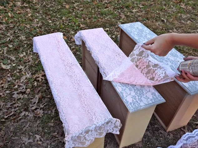 Técnica de pintura com renda