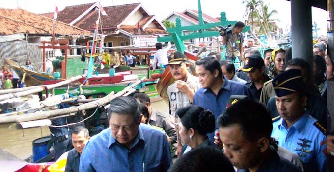 Presiden SBY Kunjungi Kampung Nelayan Karawang