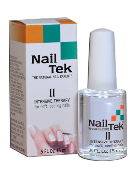 Time to share the results of using the Nail Tek base and top coat: