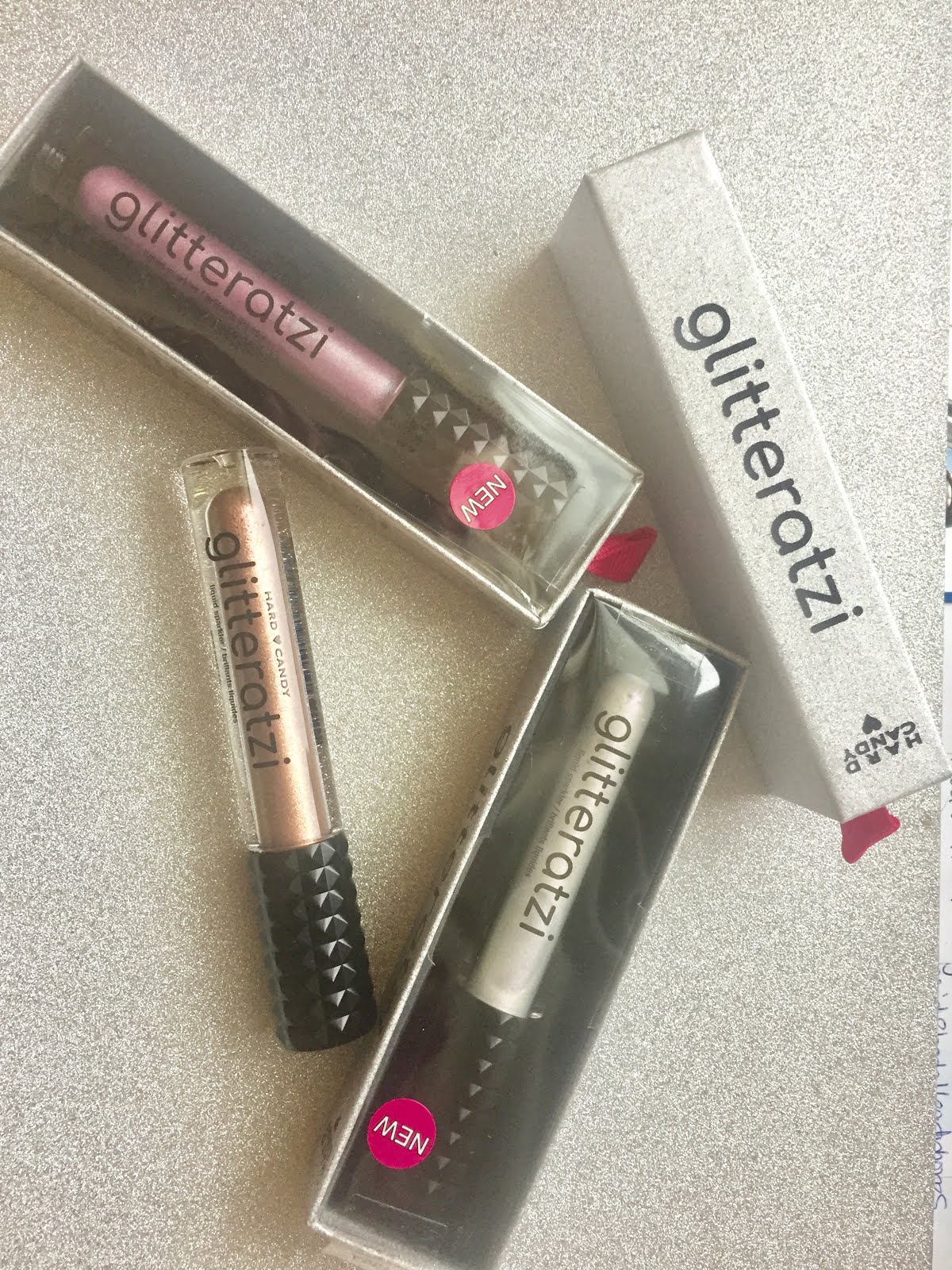 All That Glitters is Glitteratzi