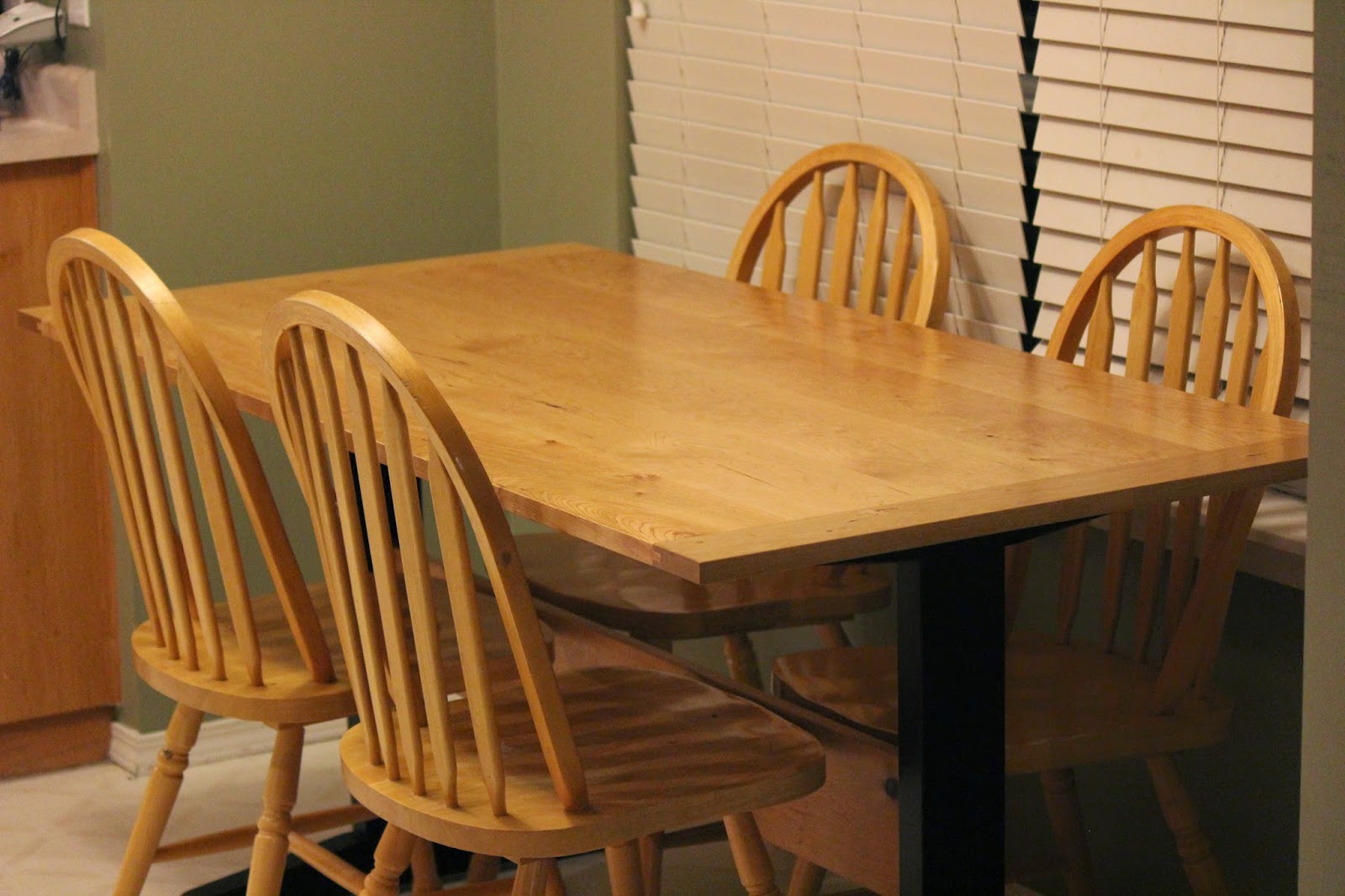 Woodswag A Shaker Style Kitchen Table