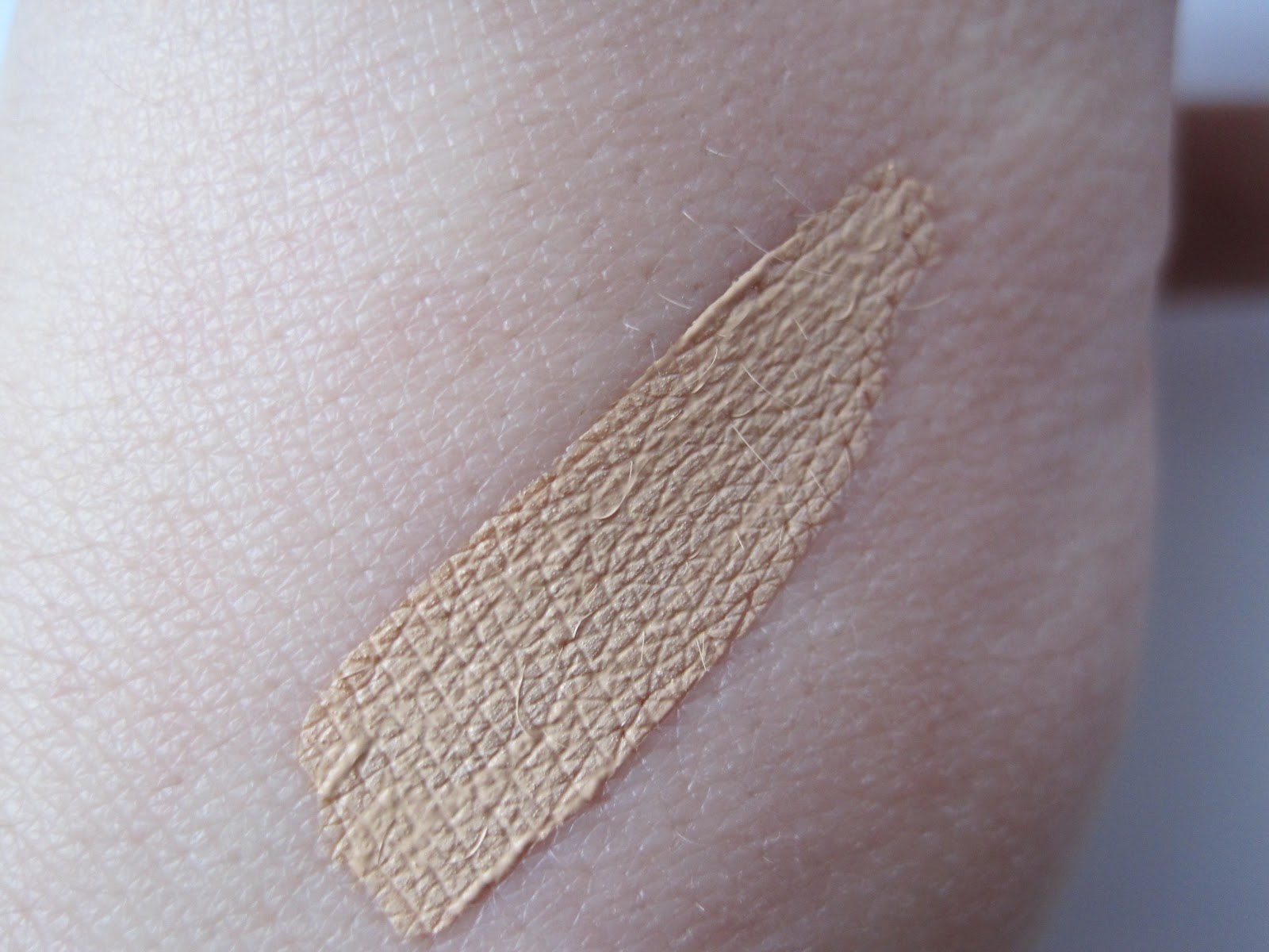 La RochePosay Toleriane Teint Korrekturstift Maverick Society