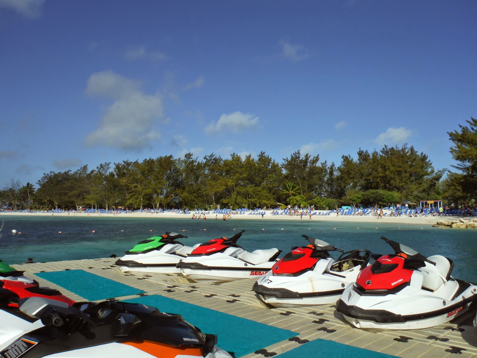 CRUISE LIKE A DAVIS Lifestyles of the Rich and Famous CoCo Cay