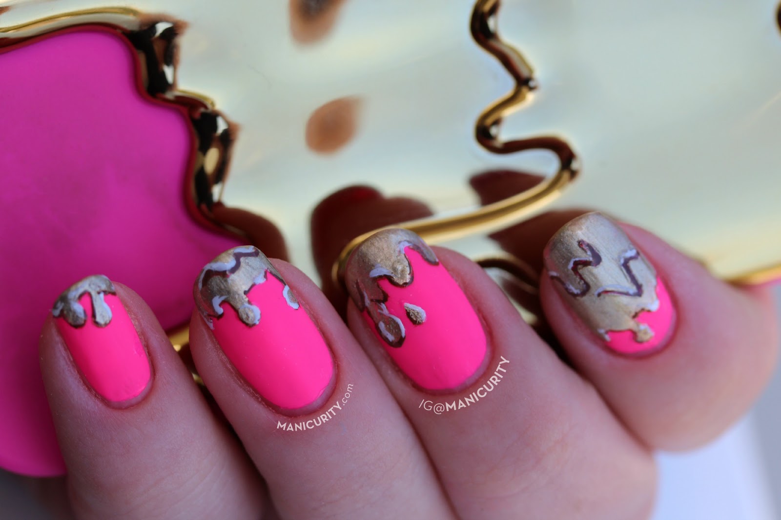manicurity: the digit-al dozen does texture: molten drip nails