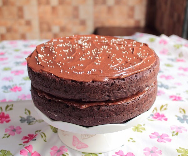 Vegan Chocolate Cake (Egg and Dairy Free) | Baking YummiesBakingyummies