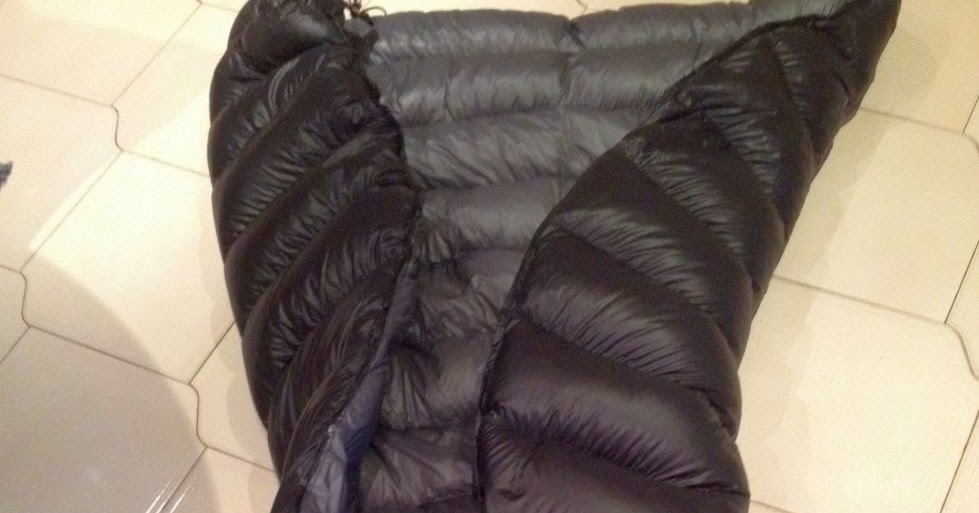 Trails and Tracks MYOG Down quilt for winter hiking