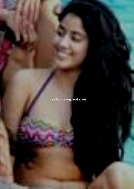 khushi kapoor bikini