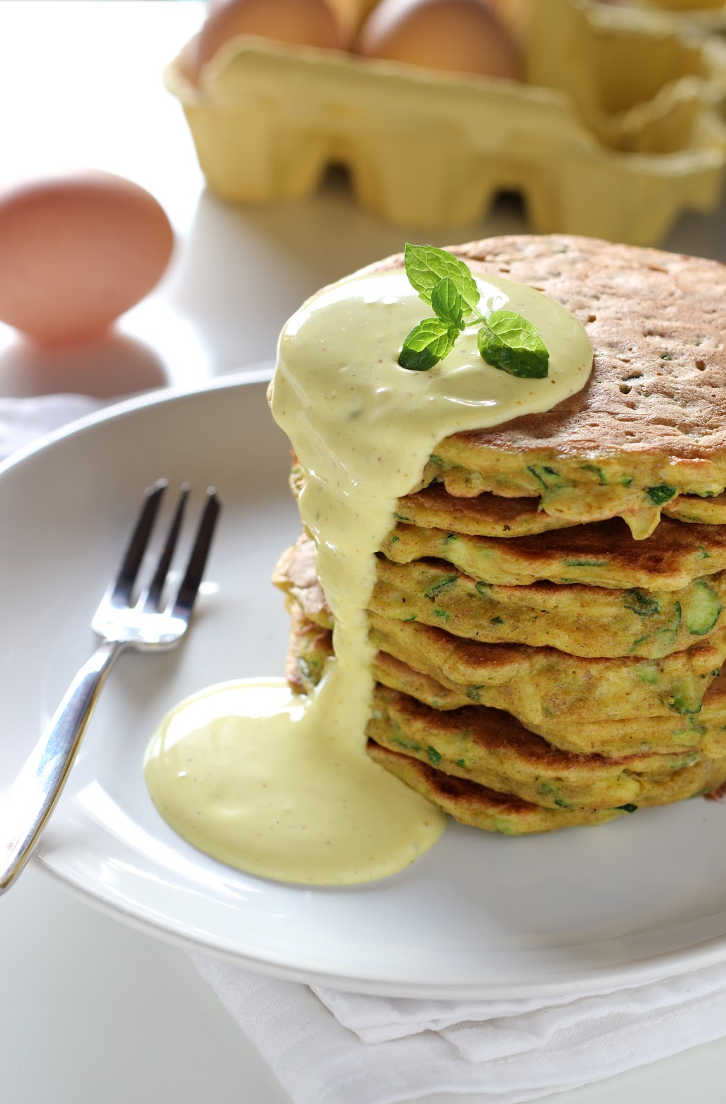 SaleQuBi Zucchini pancake e homemade mayo al curry