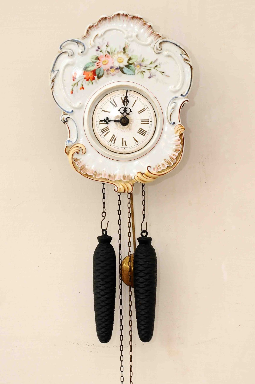 Jam Dinding Klasik