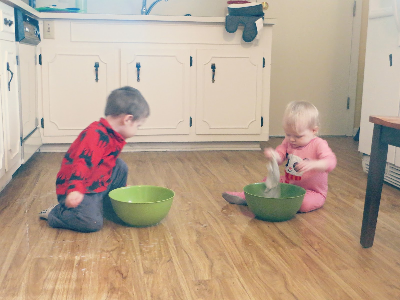 Proverbs and Pacifiers Our Daily Schedule {For Three Kids Under Three}