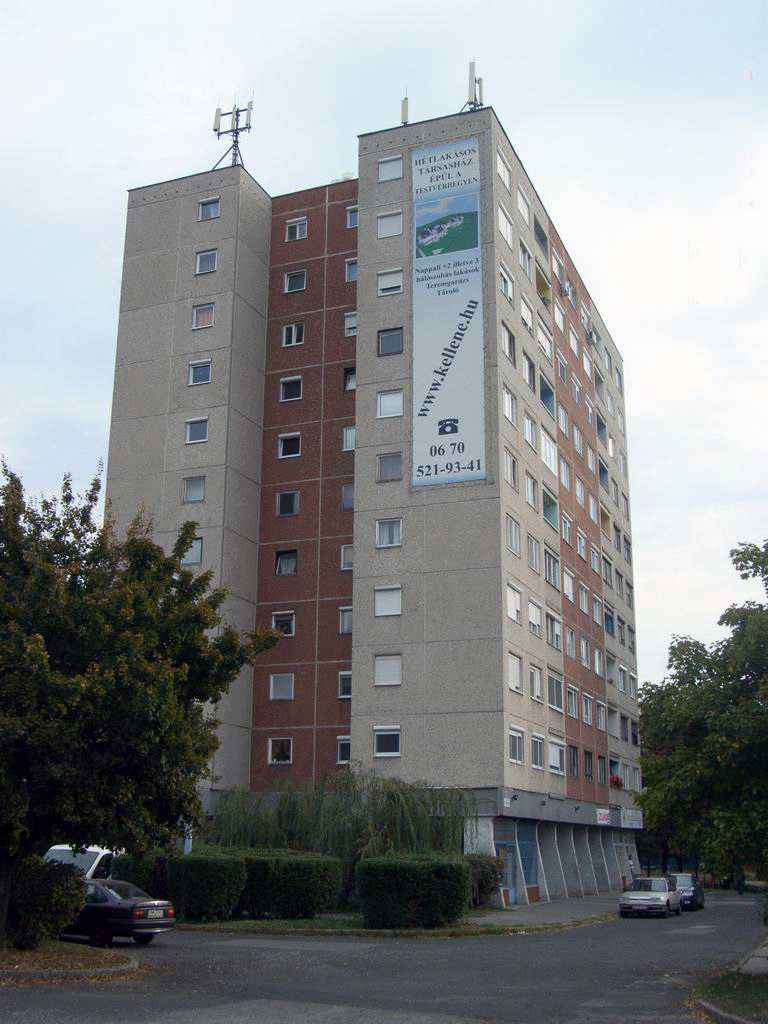 Kesomodern Epiteszet Magyarorszagon A Dan Panelek Legendaja