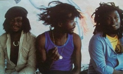 Sly Dunbar, Peter Tosh e Robbie Shekspeare