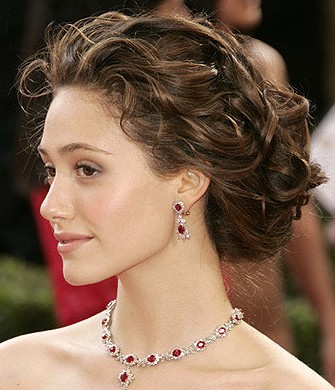 hairstyles for prom 2011 for medium. hairstyles for prom 2011 for
