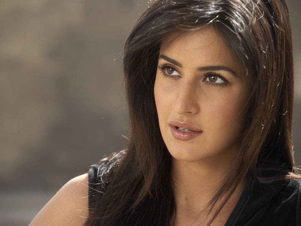chikni chameli video song hd 1080p free download chikni chameli video song hd 1080p free download