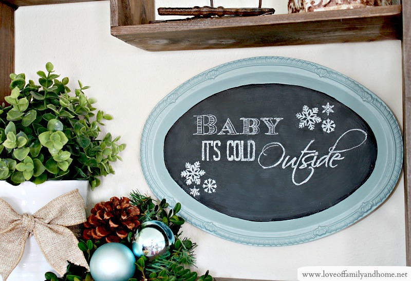 How to Use Chalk Paint to Transfer Images onto Your Christmas Decorations 
