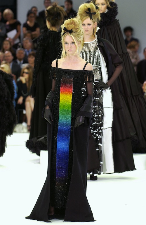 The Terrier and Lobster: Rainbow of the Week: Chanel Couture Fall 2005  Color Wheel Dresses
