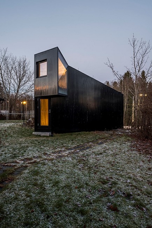 04-JVA-Micro-Architecture-with-the-Writer-s-Cottage-www-designstack-co