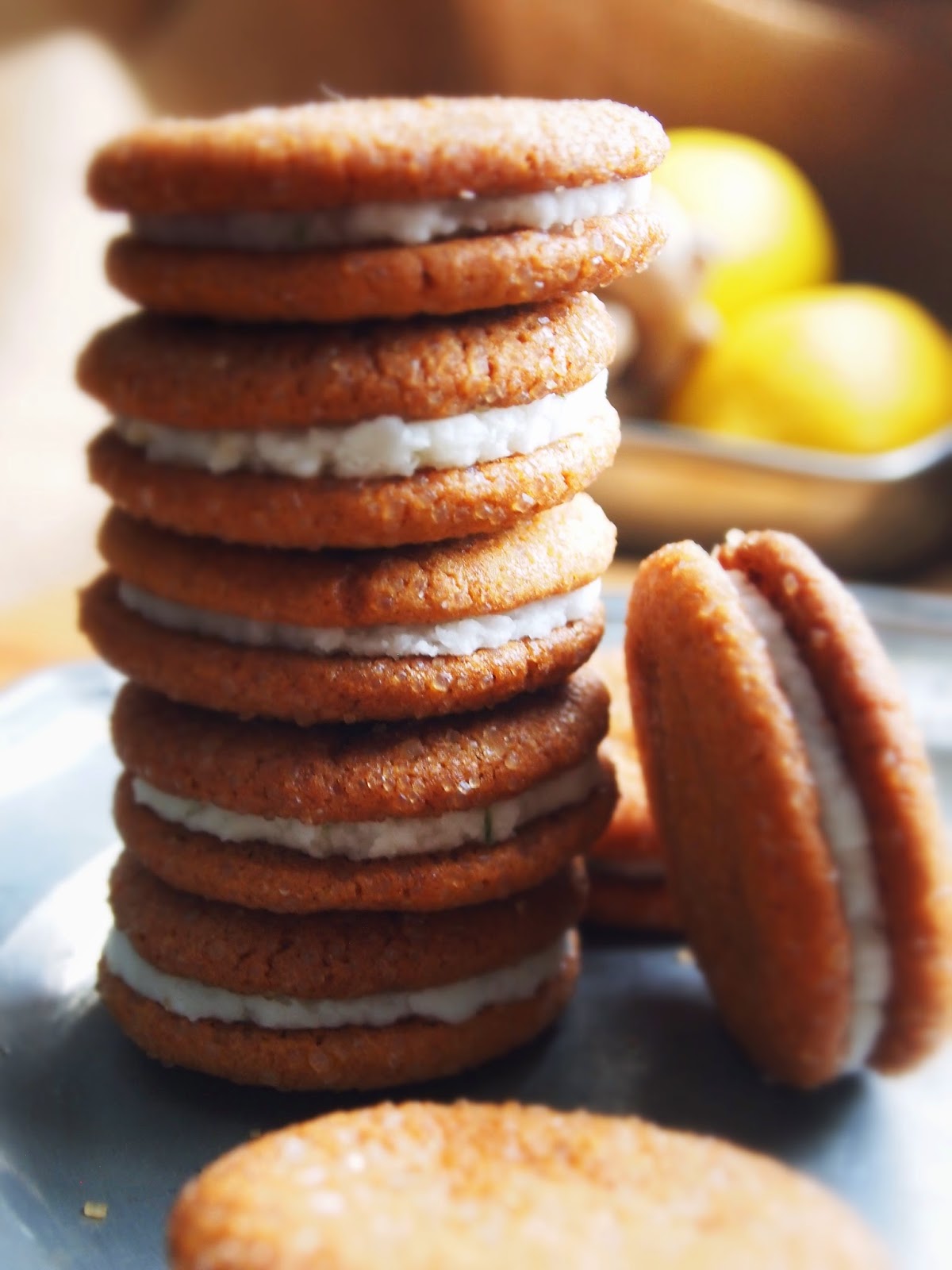 GINGERSNAPS with LEMON/LEMON BASIL CREAM