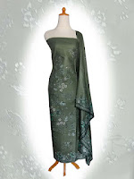 gaun batik modern