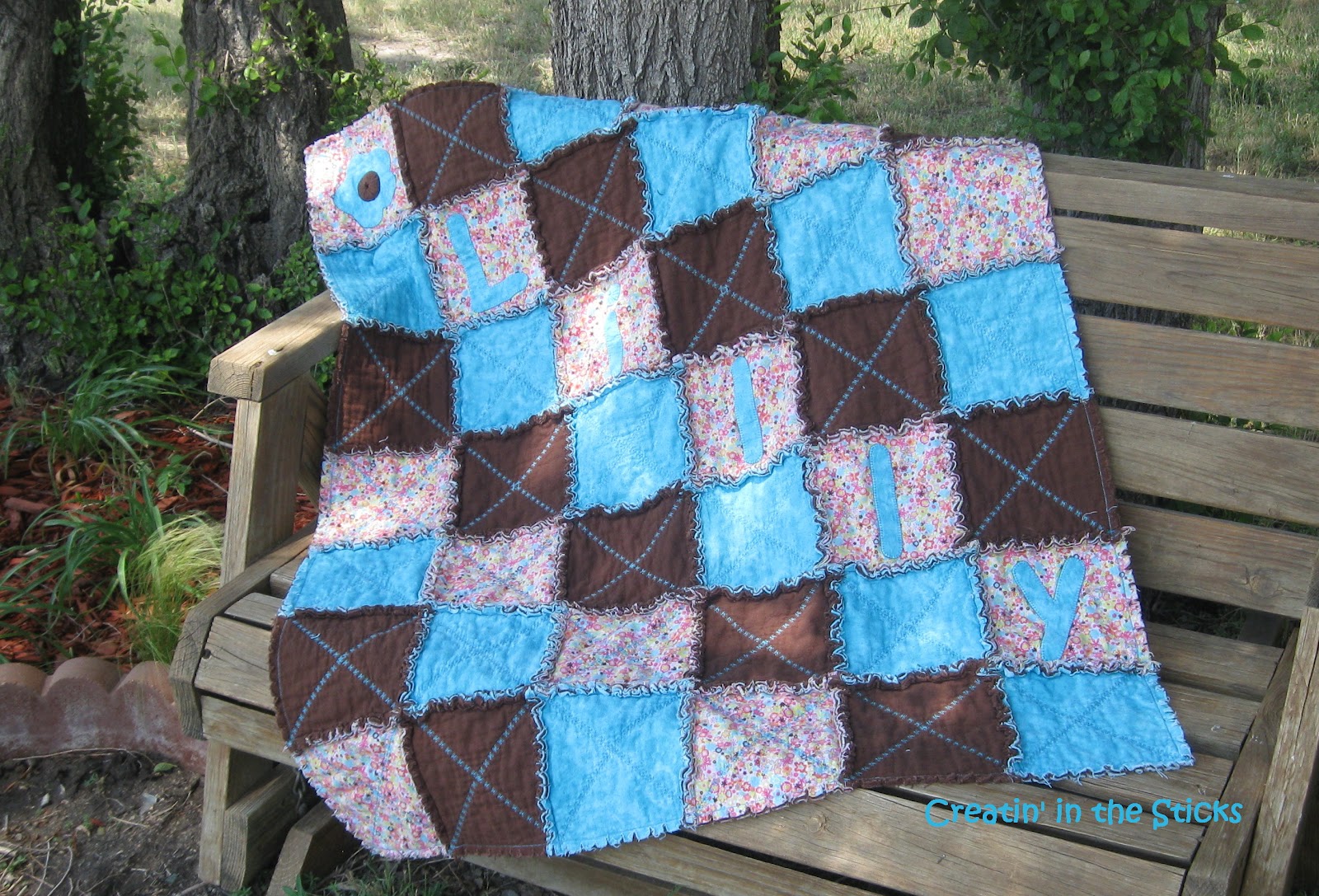 Creatin' in the Sticks How to Make a Flannel Rag Baby Quilt