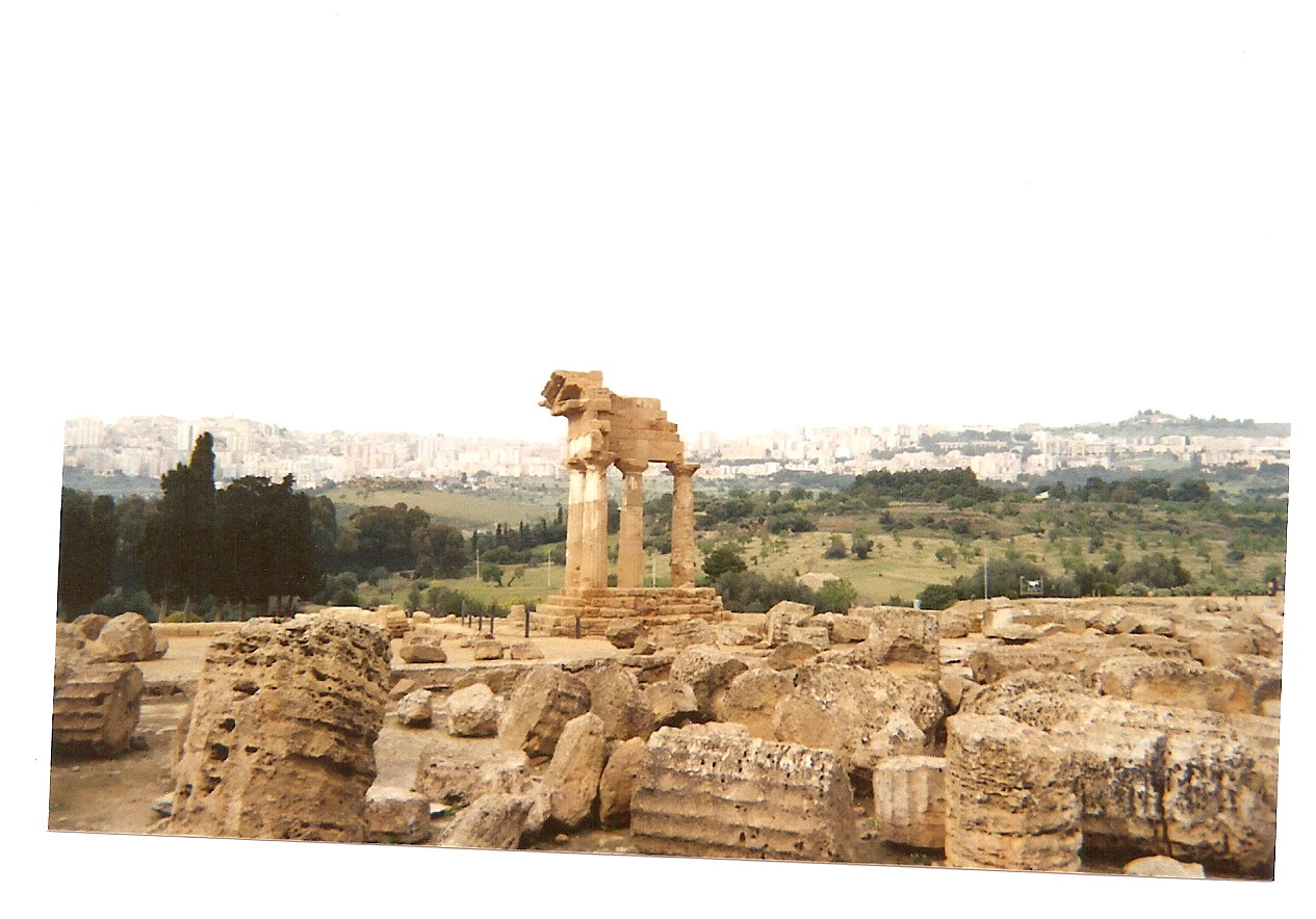 socalgalopenwallet Greek ruins outside of Greece