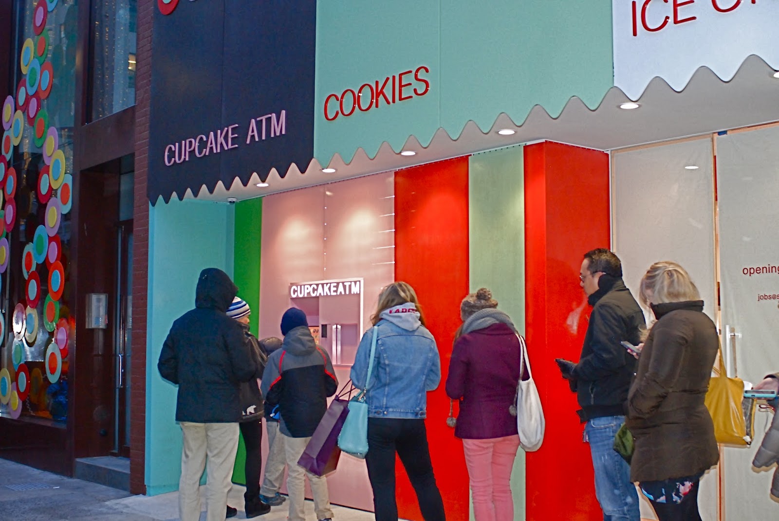 NYC ♥ NYC Sprinkles Cupcake ATM