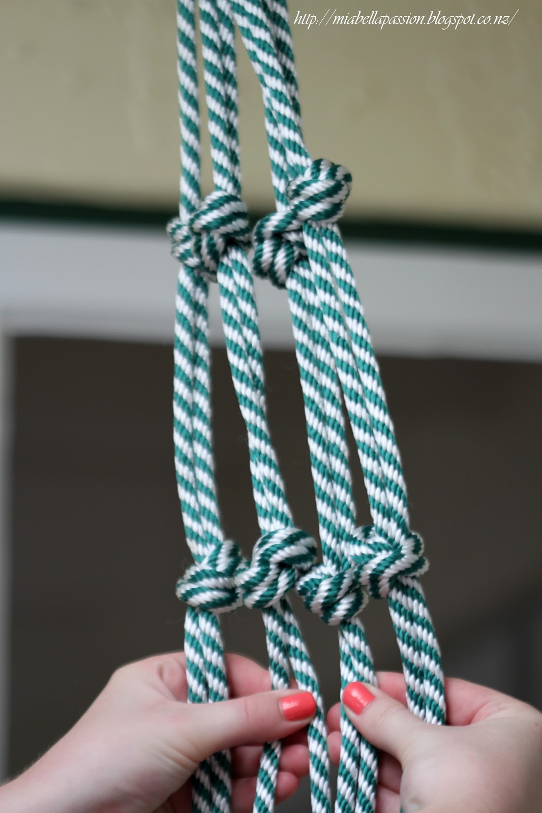 DIY Chunky Rope Pot Plant Hanger...