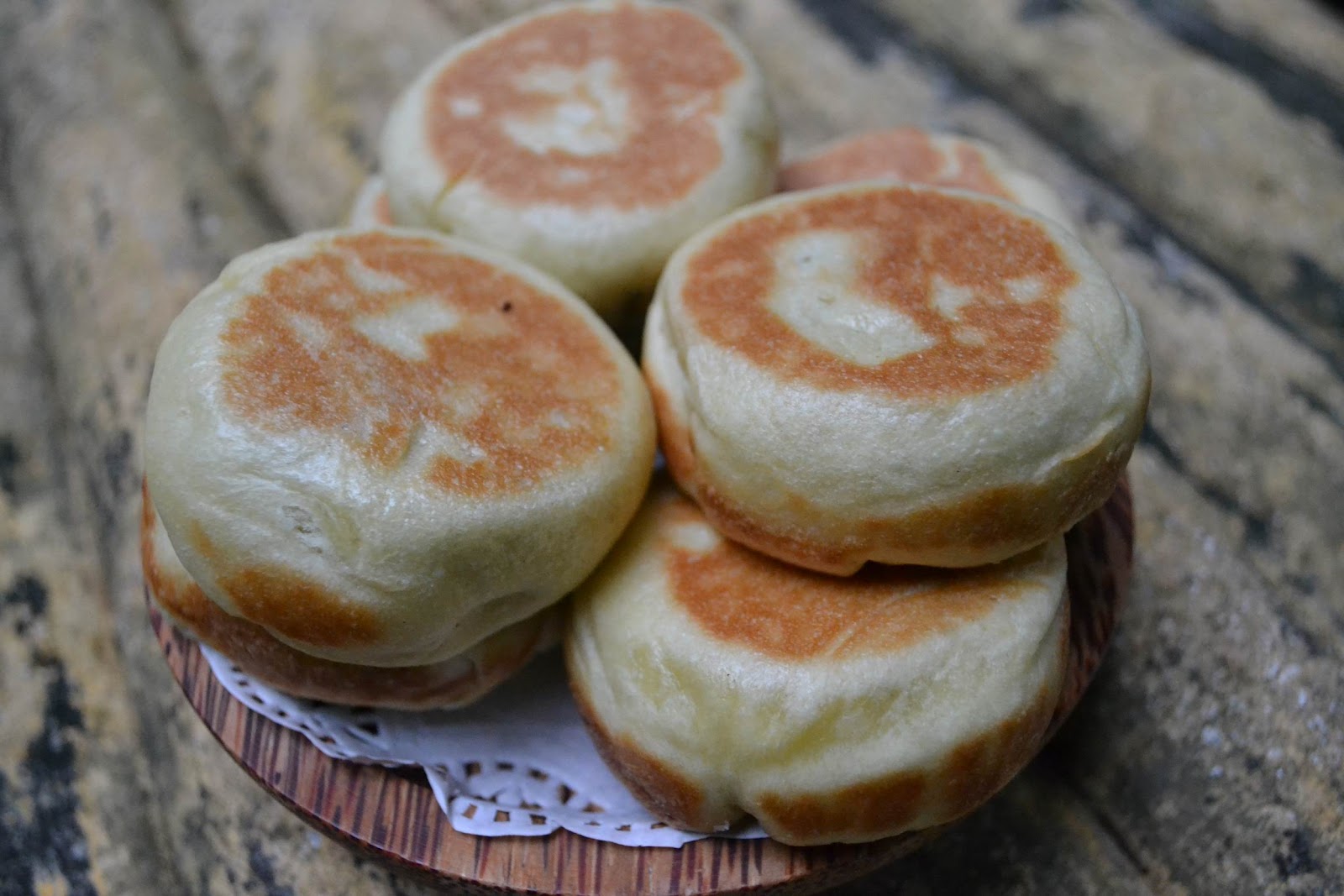 Diah Didi�s Kitchen Pia basah..a.k.a roti pia isi kacang Diah Didi�s Kitchen Pia basah..a.k.a roti pia isi kacang