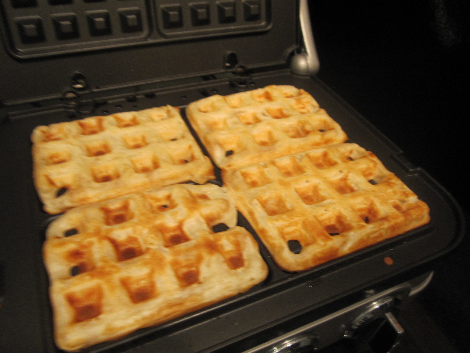 Sophie in the Kitchen Eggless Waffles