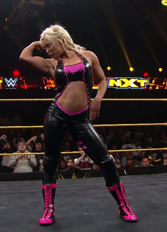 Dana Brooke butts.