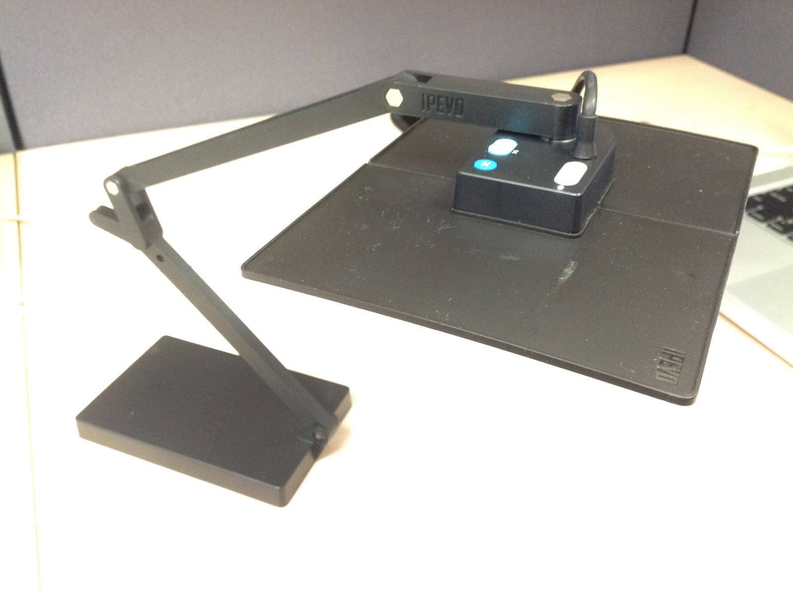 REVIEW IPEVO's Ziggi USB Document Camera The Mind of a Child