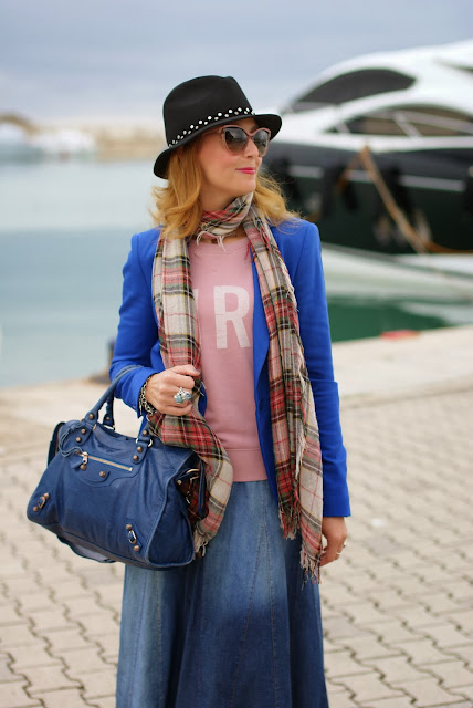 Outfits, Replay fedora hat, plaid scarf, Fashion and Cookies, fashion blogger