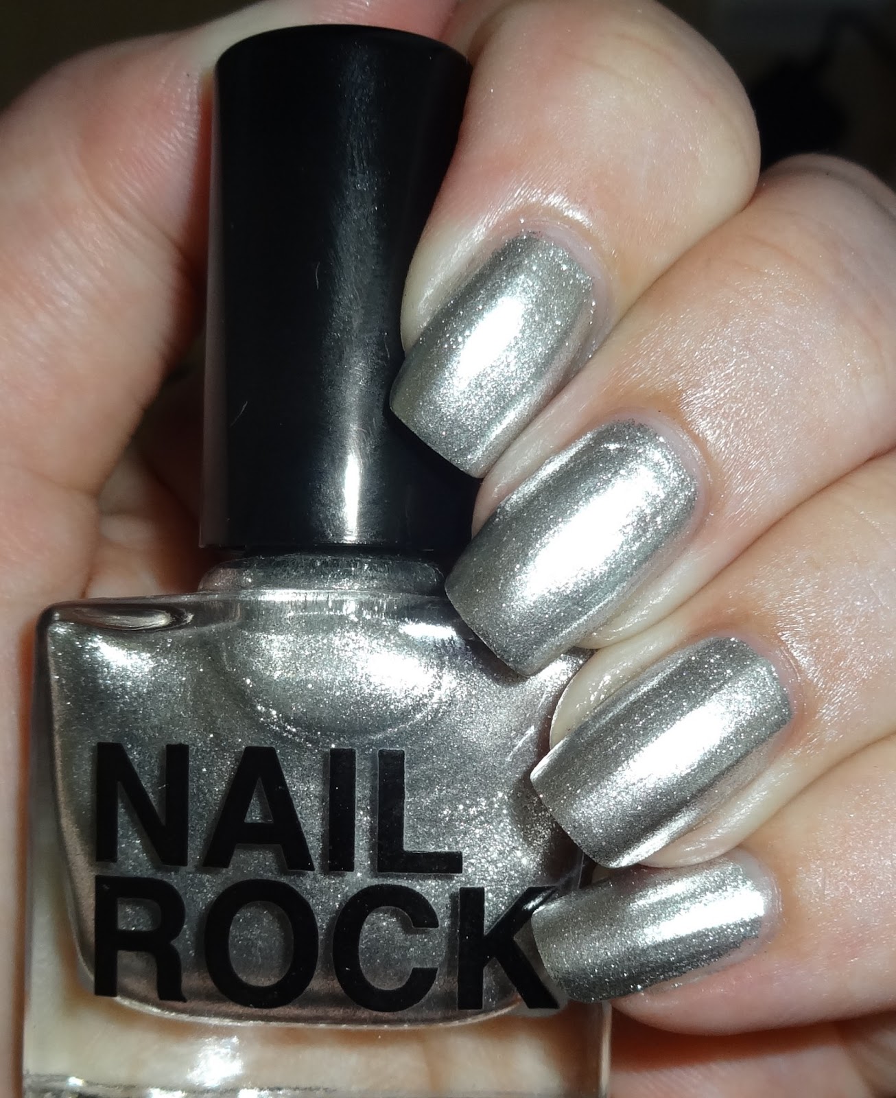 Wendy's Delights Nail Rock Moon Silver Nail Polish & Caviar Beads