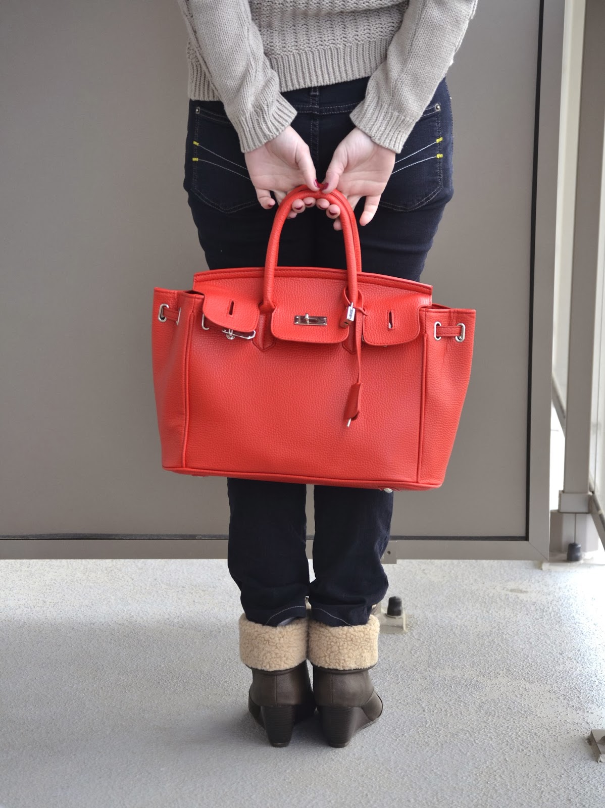 Adding a Pop of Red to an Outfit