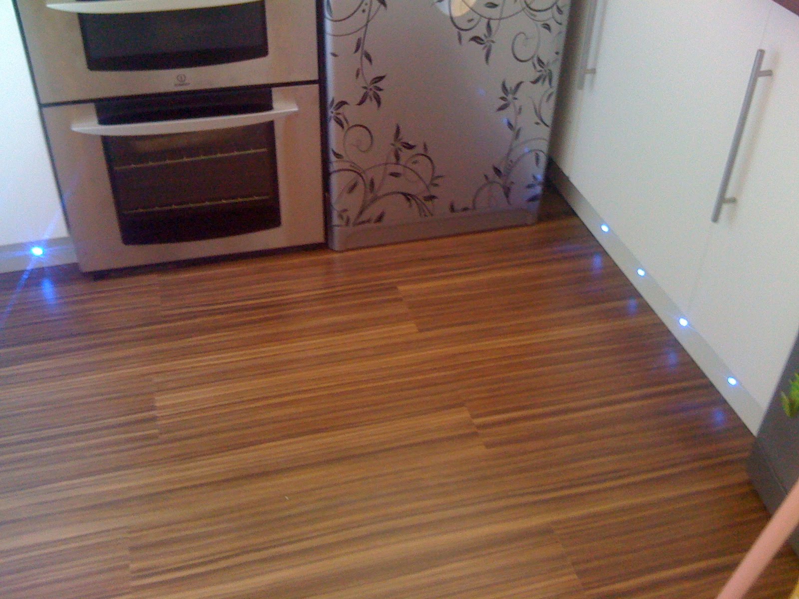 My Projects DIY Cheap Plinth/Kickboard Lighting