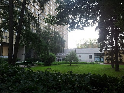 Сквер у Главного корпуса