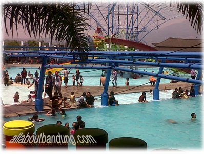 All About Bandung Wahana Rekreasi Kampoeng Sawah Bandung