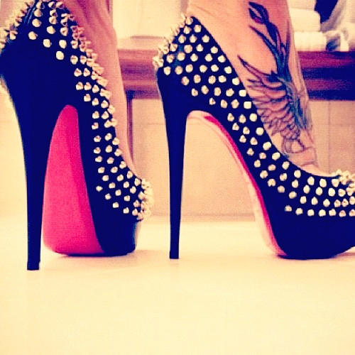 Discount Christian Louboutin Outlet 2013 Red Bottom Shoes On Sale ...