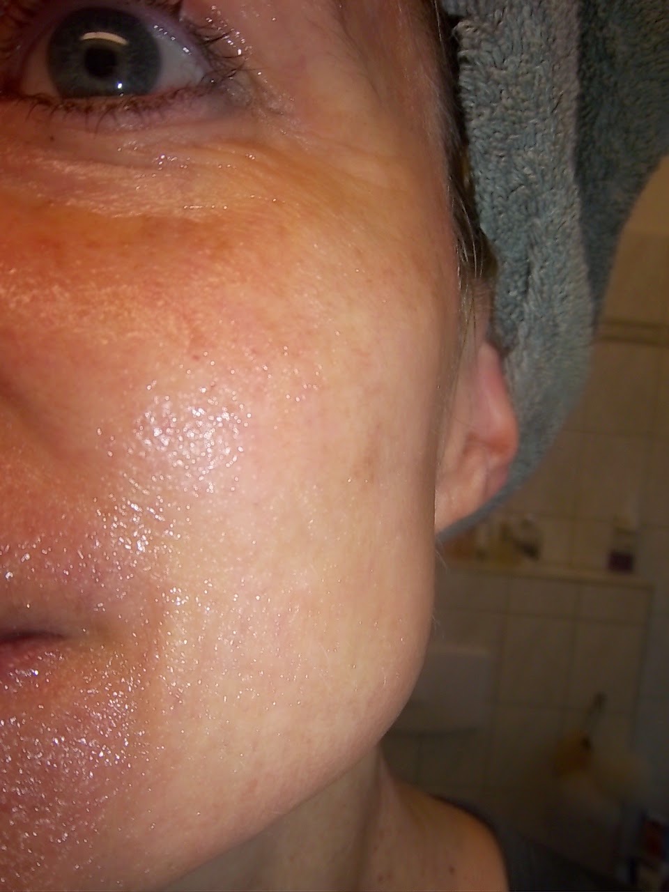 Download Shoushous Shades Of Shopping Streifenfreie Braunung Uber Nacht James Read Sleep Mask Tan PSD Mockup Templates